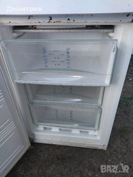 Части за хладилник, снимка 1