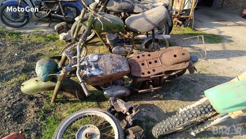 Искам да закупя стари мотори , снимка 1