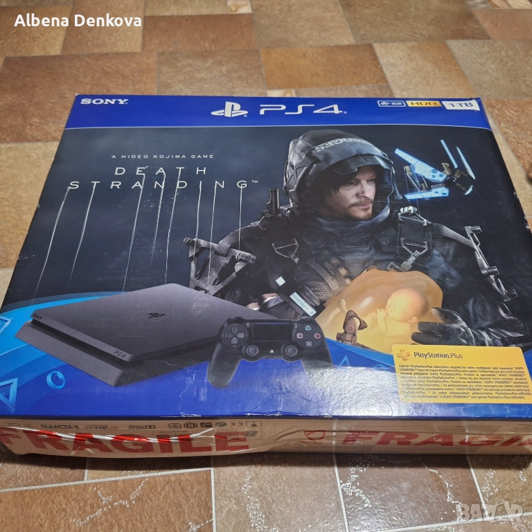 Плейстейшън 4 слим 1ТБ, инициализиран, снимка 1