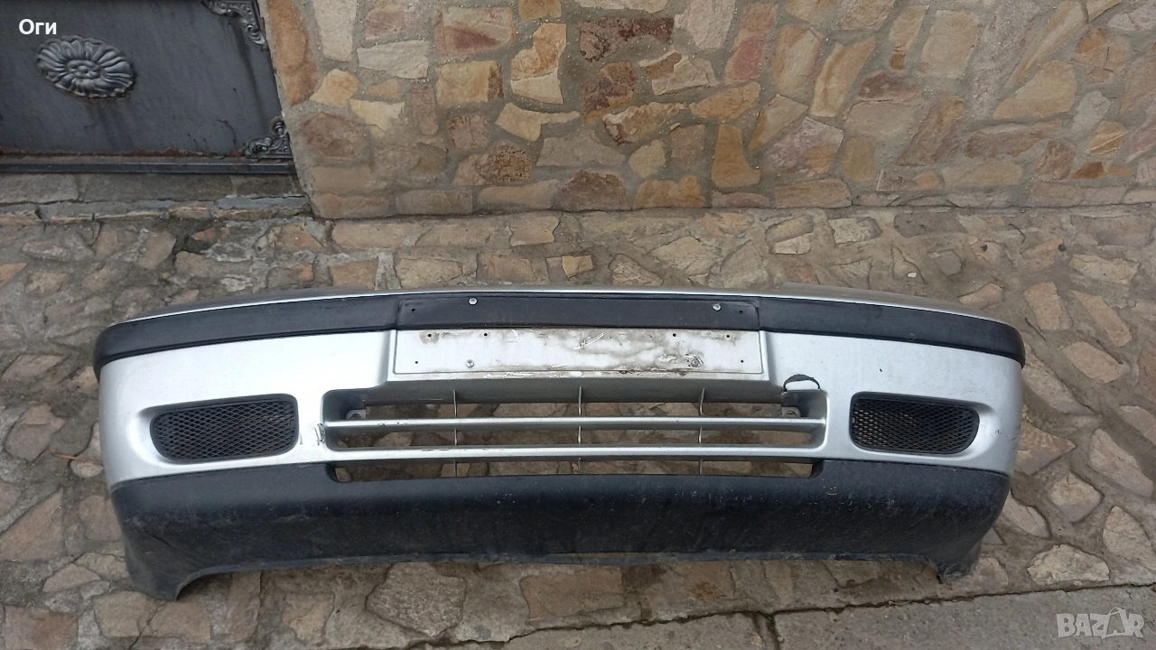 Предна броня за Шкода Октавия 97-01г., снимка 1