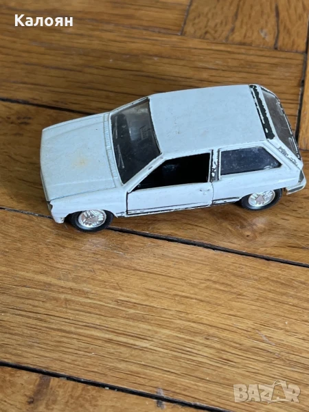 Количка произведена в западна Германия, модел Опел Корса , снимка 1