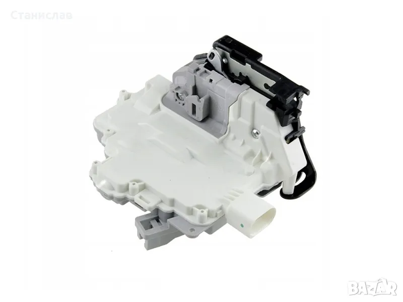 Audi Q5 8R Брава за задна лява врата , снимка 1