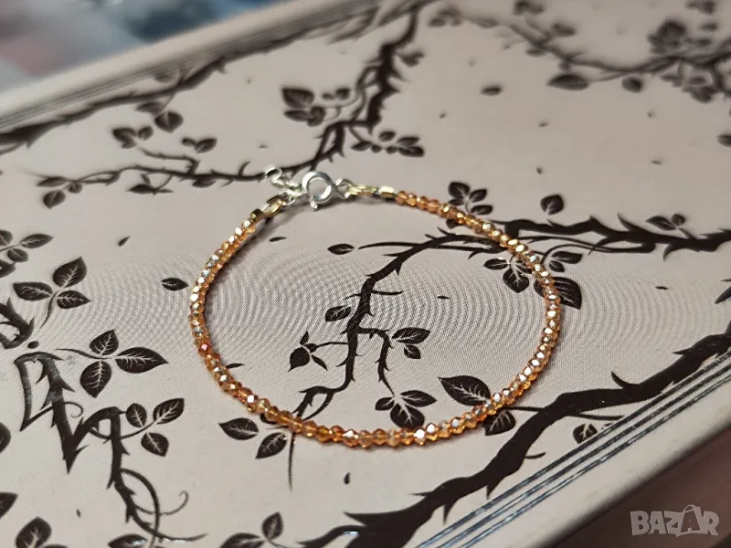 Дамска гривна със стъклени мъниста и 925 сребърна закопчалка, снимка 1