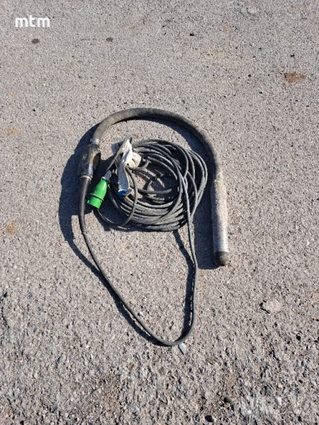 вибратор за бетон , снимка 1