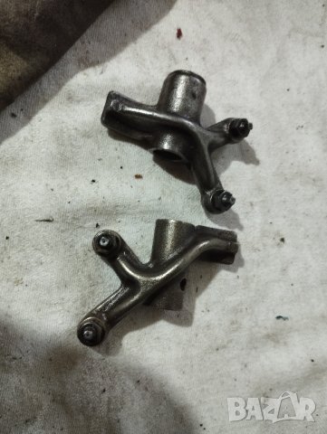 Разпределителен вал и кобилици за Малагути Мадисан 400, снимка 4 - Мотоциклети и мототехника - 43178077