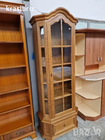 Масивна Витрина- внос от Германия! , снимка 3 - Секции и витрини - 49891994