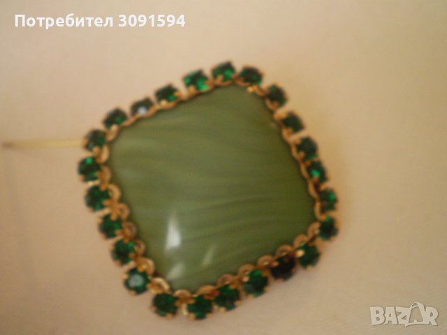 ЗеленаЧехия брошка - игла  Чешко стъкло 1930-40-те години, снимка 5 - Антикварни и старинни предмети - 40257530