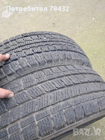 Бусови гума 195/70/15С-2бр -различен граифер