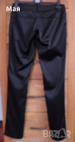 Дамски черен панталон от еластичен сатен, снимка 4 - Панталони - 27885301