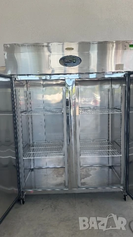 Двоен хладилник Tefcold RK1420, снимка 3 - Обзавеждане на кухня - 51328656