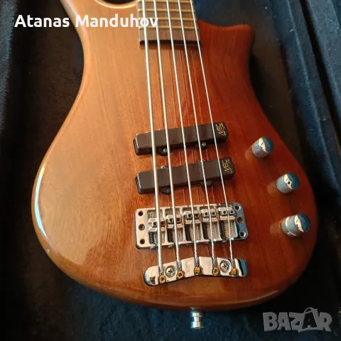 Продавам бас китара WARWICK TUMB 5 струни купил съм го чисто нов пръв и единствен собственик, снимка 6 - Китари - 48884381