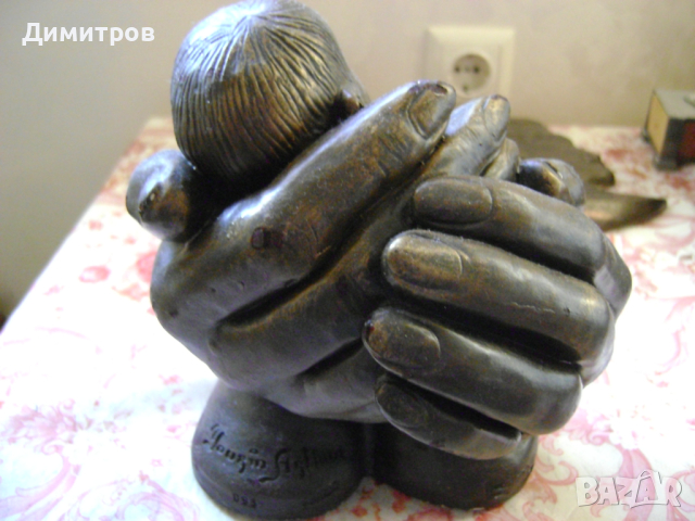 Красива авторска склуптора! Бебе във ръце!!!, снимка 4 - Антикварни и старинни предмети - 44889451