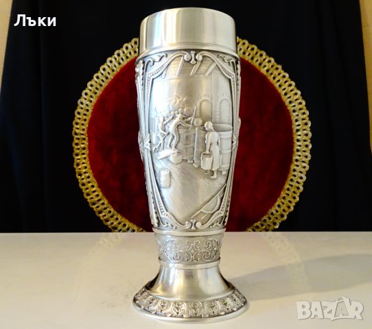 Разкошен бокал от калай в чест на виното. , снимка 3 - Антикварни и старинни предмети - 44117073