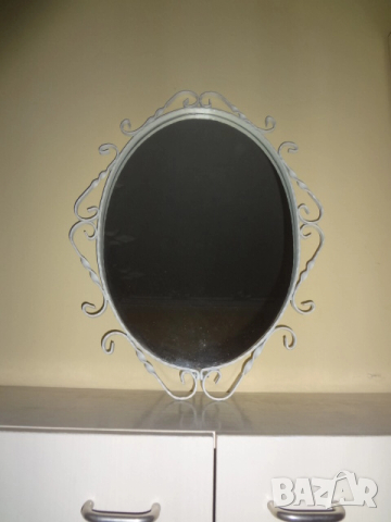 Винтидж огледало с метална рамка, снимка 10 - Огледала - 52577445