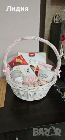 Подаръчни кутии и кошници , снимка 14 - Подаръци за жени - 53484384