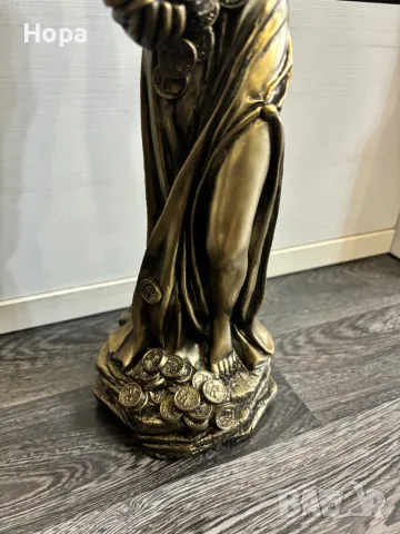 Статуетка Фортуна - Богинята на изобилието , снимка 2 - Статуетки - 34646128