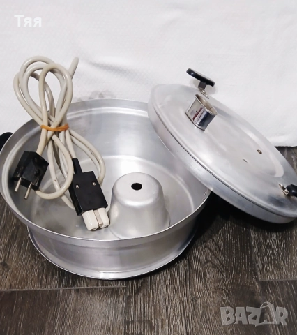 Електрическа тенджера , снимка 2 - Съдове за готвене - 52828835