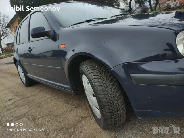 VW Golf 4 1.6 Газ /Бензин , снимка 10 - Автомобили и джипове - 52866643