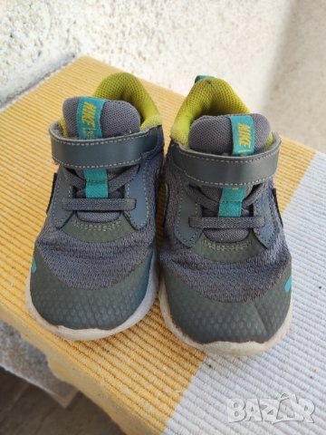 детски маратонки Nike Revolution 5, снимка 2 - Детски маратонки - 43306494