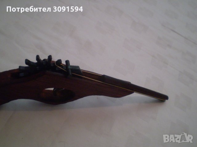 Изработено на ръка дървен пистолет детска играчка, снимка 6 - Колекции - 33339635