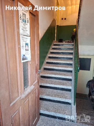 Продава се от собственик етаж от къща с гараж в гр.Ловеч кв.Гозница, снимка 6 - Къщи - 52241974
