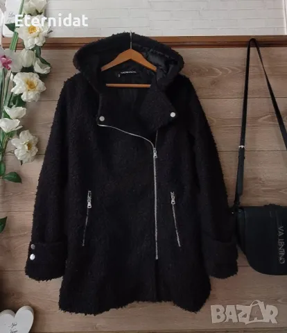 Черно палто с качулка 
