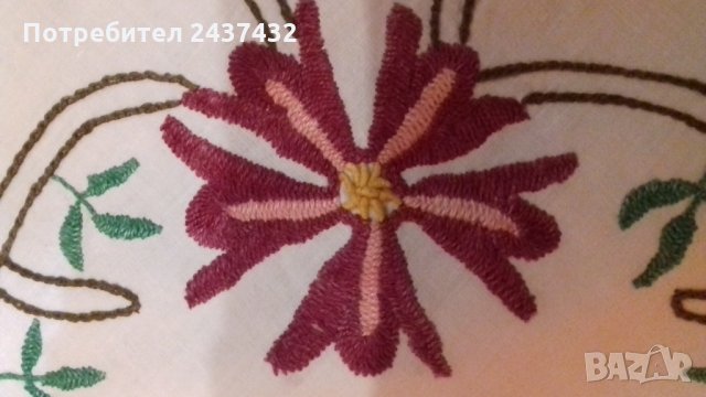 Бродирани покривки, снимка 5 - Декорация за дома - 27053357