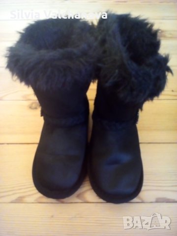 Топли качествени ботушки, снимка 2 - Детски боти и ботуши - 27030125