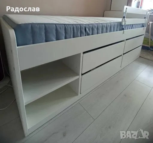Детско легло SLAKT (IKEA) с подматрачна рамка, парапет и 4 чекмеджета, снимка 1