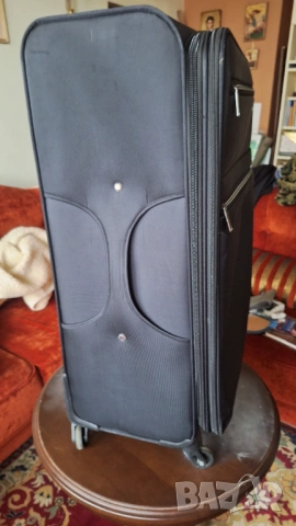 Продавам голям текстилен куфар 77×47×28, снимка 4 - Куфари - 53208613
