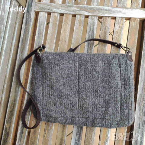 Стилна вълнена чанта с кожена дръжка, ръчно изработена, снимка 4 - Чанти - 53055026