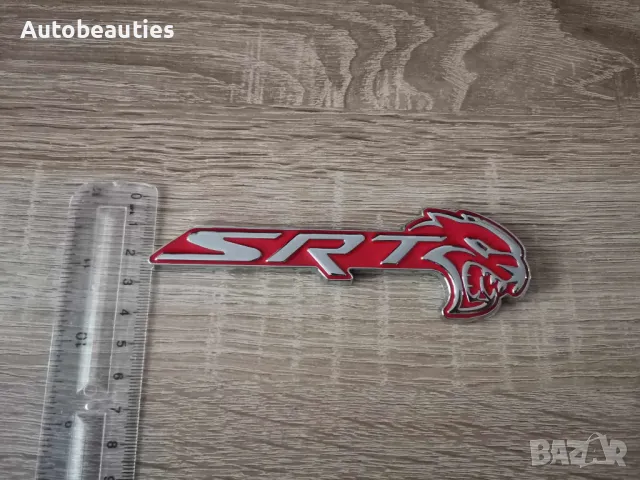 SRT Hellcat сребристо с червено емблема дясна, снимка 6 - Аксесоари и консумативи - 47977582
