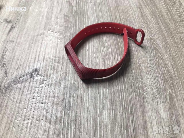 Каишка за Xiaomi MI Band 4, снимка 1 - Смарт гривни - 39947846