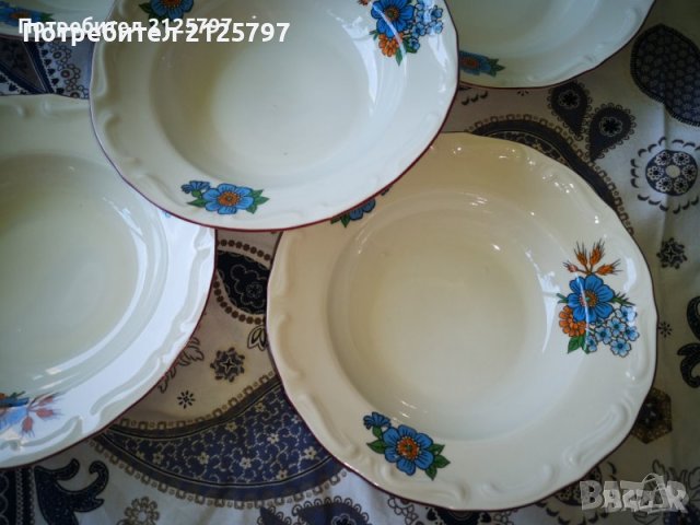НРБ Порцеланови чинии Изида Izida, снимка 4 - Чинии - 43367659