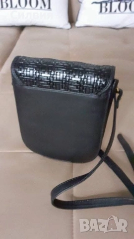 Дамска чанта , снимка 2 - Чанти - 52833650