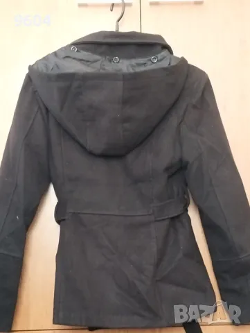 Късо елегантно палто, снимка 2 - Палта, манта - 48109999