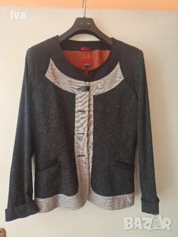 Дамски костюм