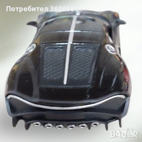 Реалистичен умален модел на  Bugatti LA и Lamborgini, снимка 1 - Коли, камиони, мотори, писти - 43770239