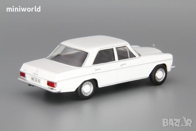 Mercedes-Benz W115 1968 - мащаб 1:43 на DeAgostini моделът е нов в блистер, снимка 3 - Колекции - 39728889