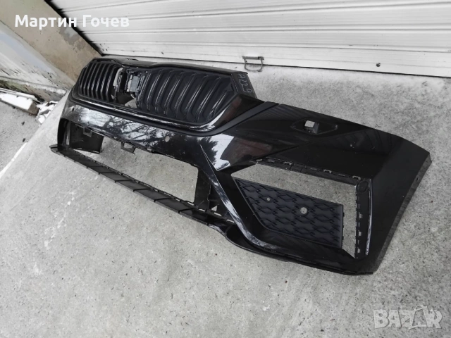 Sкoda Octavia IV 4 VRS предна броня. Оригинална, снимка 3 - Аксесоари и консумативи - 53479557