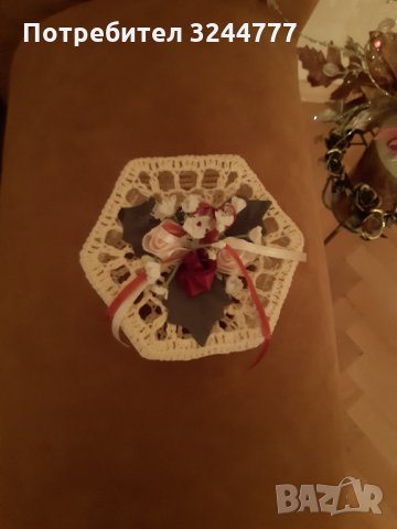 Плетена украсена ретро кутийка за съхраняване на дребни предмети , снимка 2 - Декорация за дома - 35085616