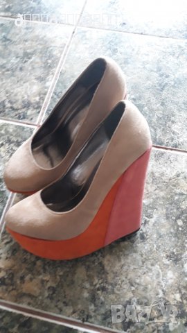 Обувки , снимка 3 - Дамски обувки на ток - 28828089