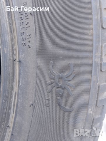 235/55/20 Pirelli M+S, снимка 3 - Гуми и джанти - 42988871