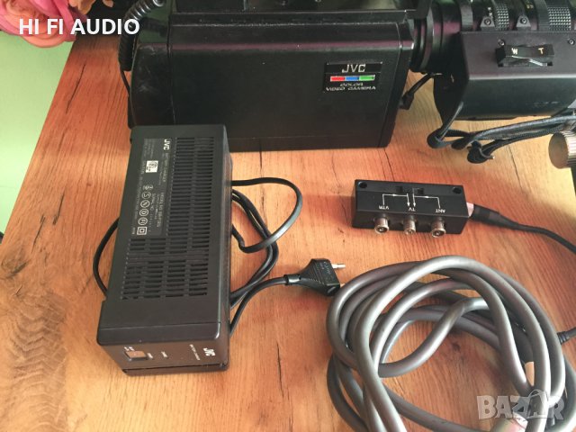 JVC HR-C3EG VHS-C rekorder i kamera JVC S-100, снимка 13 - Камери - 40453098