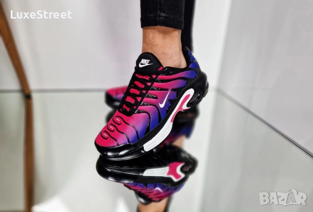 Дамски Маратонки Nike , снимка 16 - Маратонки - 52424896