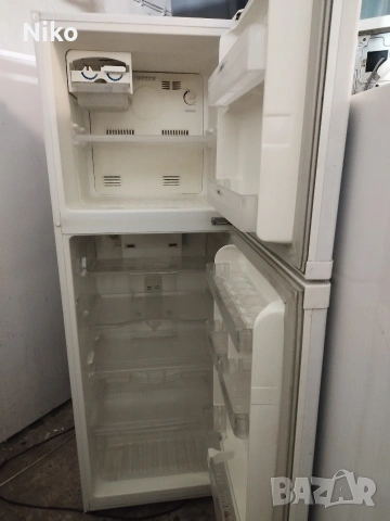 Хладилник с камера Samsung , снимка 2 - Хладилници - 53211589