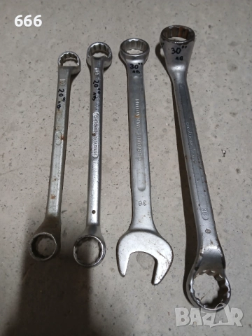 Звездoгечени ключове