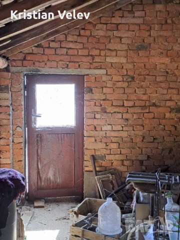 Къща в село Каран Върбовка, област Русе, снимка 7 - Къщи - 53483715