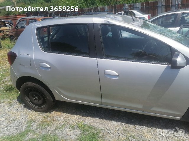 Дачия сандеро 1.5 90к дизел, снимка 4 - Автомобили и джипове - 39886166