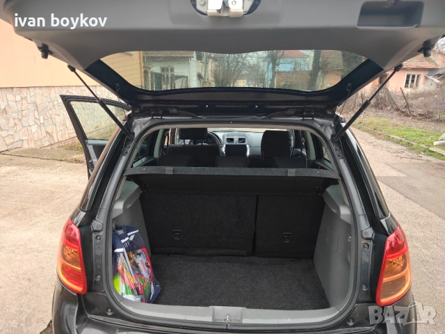 Сузуки СХ4, снимка 8 - Автомобили и джипове - 53417425